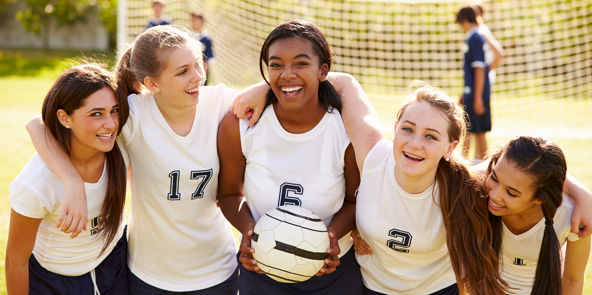 Futurebright Canada, Filiz Altinoglu - Canadian school children playing sports outdoors